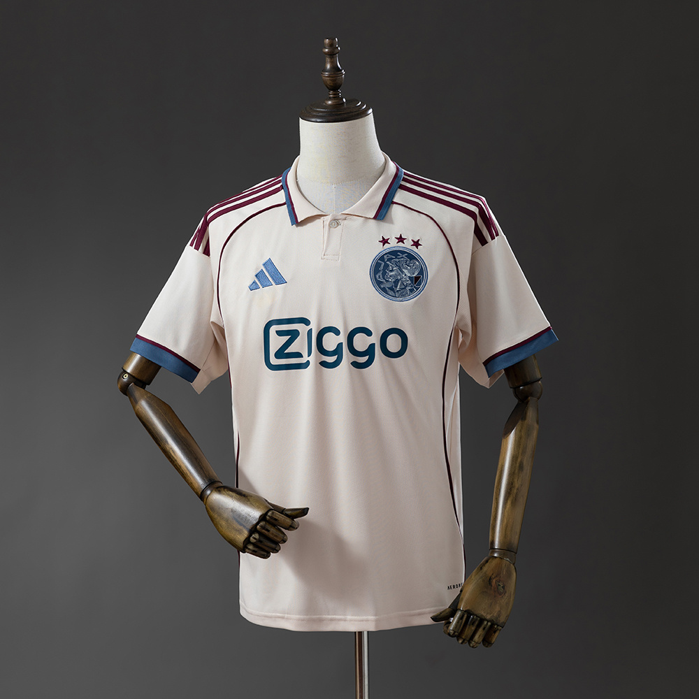 Ajax 25/26 - Alternativa