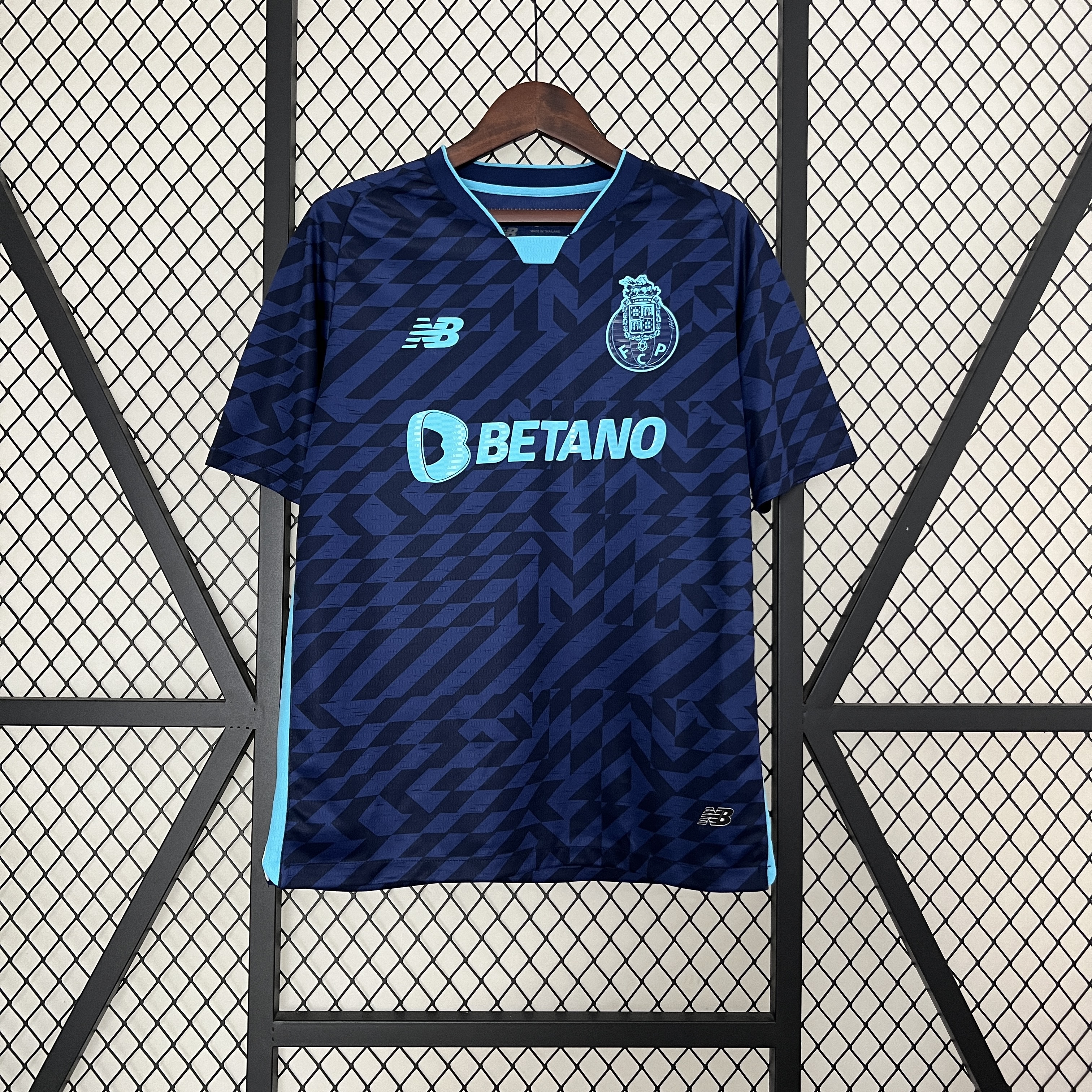 Porto 24/25 - Alternativa